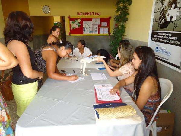 Foi um sucesso o Seminário Drogas Por Quê? - Imagem 48