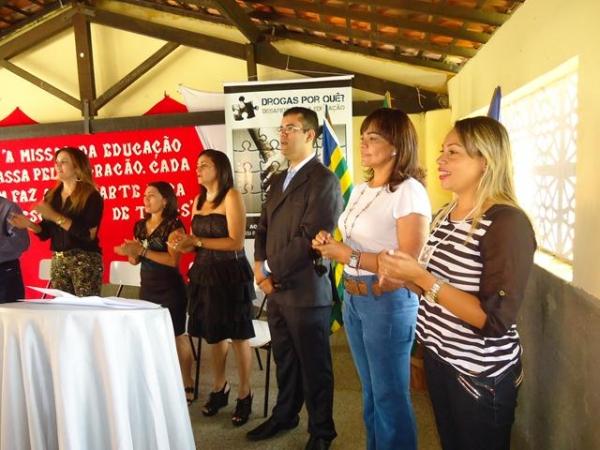 Foi um sucesso o Seminário Drogas Por Quê? - Imagem 11