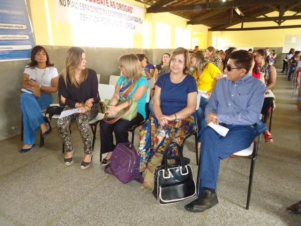 Foi um sucesso o Seminário Drogas Por Quê? - Imagem 45