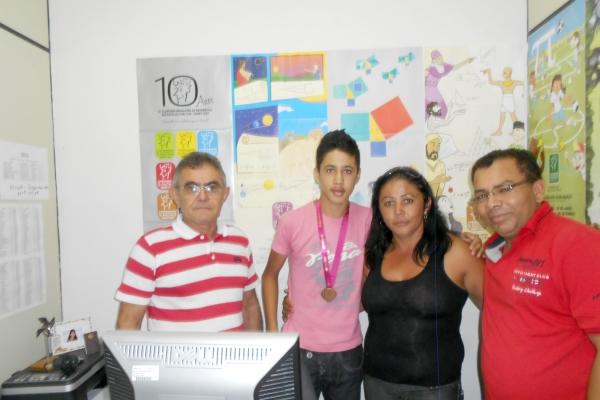 Aluno  da Escola  Publica do Município de Currais recebe medalha olímpica das olimpíada de matemática como melhor do sul do Piauí - Imagem 8