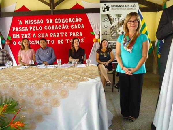 Foi um sucesso o Seminário Drogas Por Quê? - Imagem 14