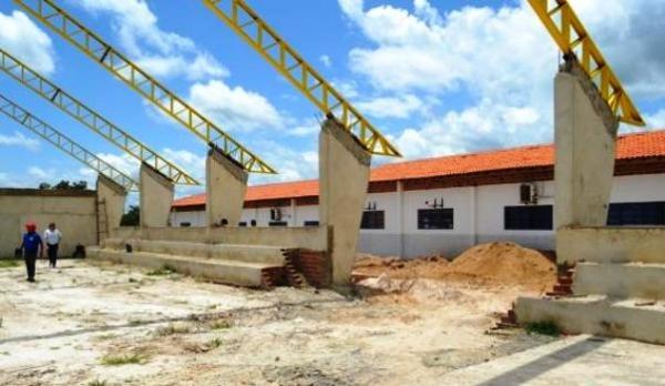 Boahorenses agradecem prefeito Zé Resende por realizar obras estruturantes no município. - Imagem 1