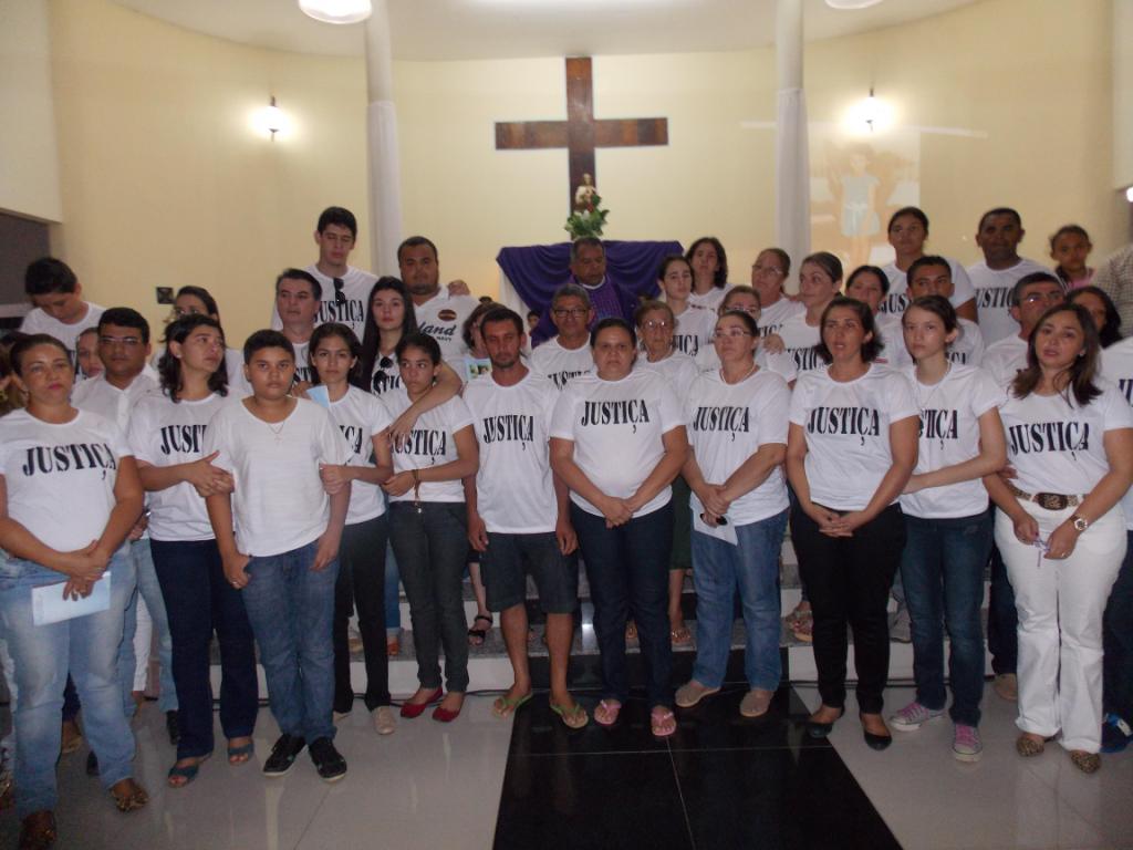 II nota Neylivia - Emoção marca a missa de sétimo dia da saudosa Neylivia da Costa  