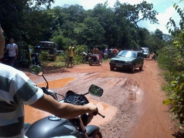 Acidente em Lagoa de São Francisco deixa três pessoas feridas - Imagem 4