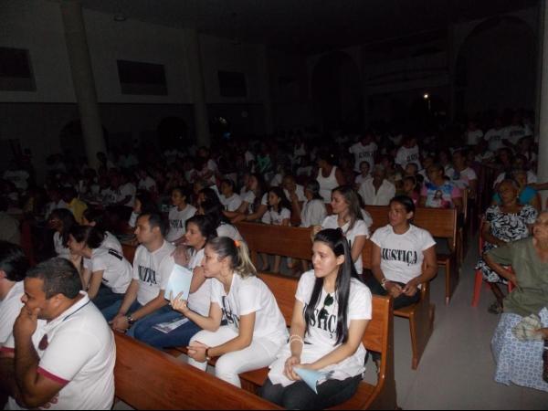 II nota Neylivia - Emoção marca a missa de sétimo dia da saudosa Neylivia da Costa - Imagem 19