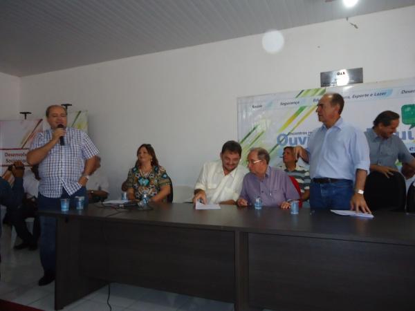 Prefeito Joel participa do seminário Ouvindo o Piauí - Imagem 2