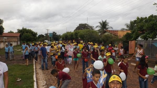 Caminhada de conscientização contra a Dengue  - Imagem 33