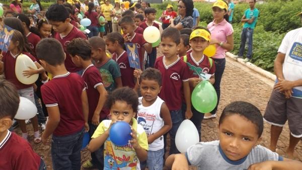 Caminhada de conscientização contra a Dengue  - Imagem 35