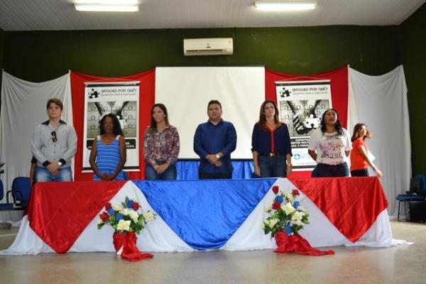 Vice Lucia Lacerda participa de seminário sobre combate a drogas  - Imagem 8