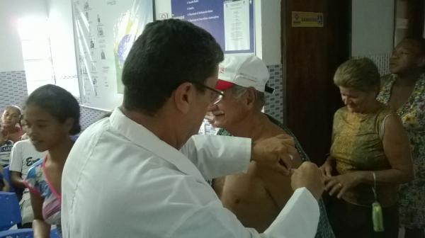 População compareceu em Grande Número no Dia D da Campanha de Vacinação Contra Influenza - Imagem 1