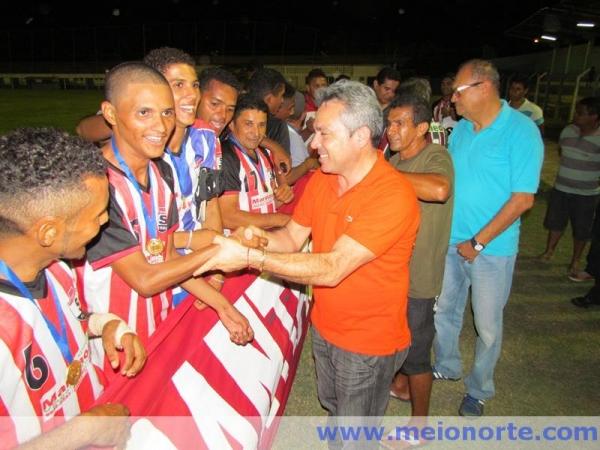 Com o BAFO fora do campeonato prefeito Capote e patrocinadores apostam no futebol amador