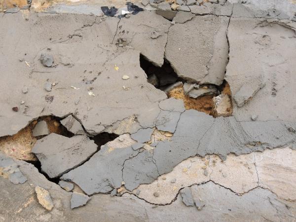 Fotos do descaso como o hospital Josefina Getirana Neta foi entregue - Imagem 23