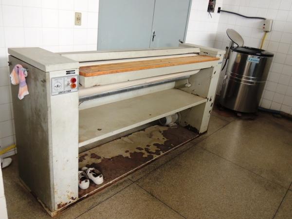 Fotos do descaso como o hospital Josefina Getirana Neta foi entregue - Imagem 8