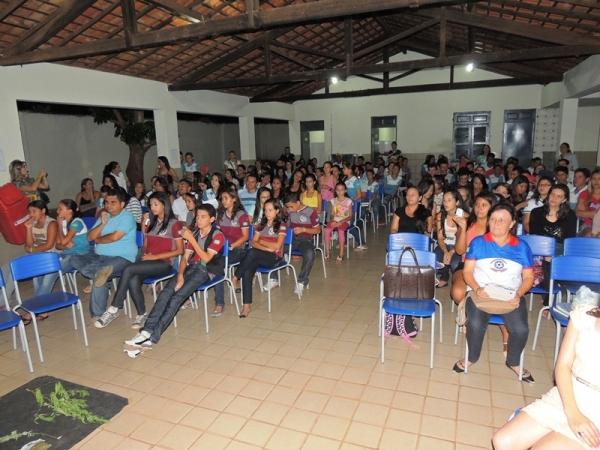 Neuma Café participa de encontro com estudantes em escola - Imagem 7