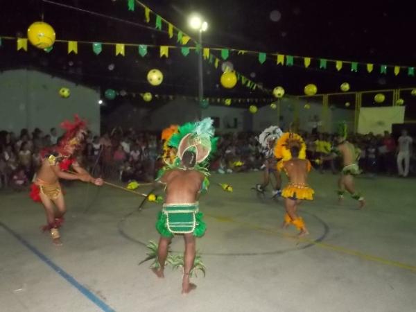 Aniversário da cidade : Noite da educação foi um espetáculo em Canavieira - Imagem 26