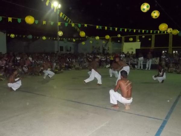 Aniversário da cidade : Noite da educação foi um espetáculo em Canavieira - Imagem 59