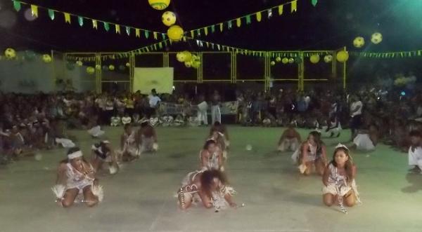 Aniversário da cidade : Noite da educação foi um espetáculo em Canavieira - Imagem 63