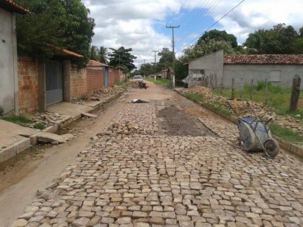 Prefeitura intensifica obras de recuperação de ruas - Imagem 4