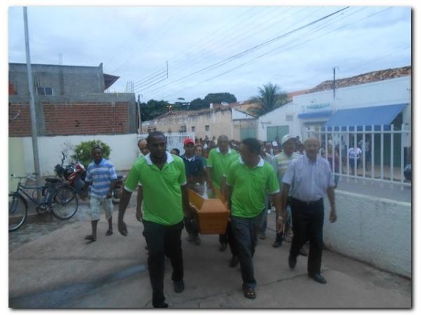 Inhuma se despede do grande amigo Adão! - Imagem 11