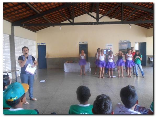 Apresentações Culturais na Escola João de Sousa Leal - Imagem 2