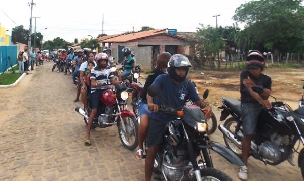 Canavieira comemora 22 anos com inaugurações, corte de bolo e muita festa.  - Imagem 47