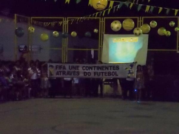 Aniversário da cidade : Noite da educação foi um espetáculo em Canavieira - Imagem 75