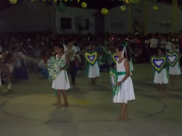 Aniversário da cidade : Noite da educação foi um espetáculo em Canavieira - Imagem 67
