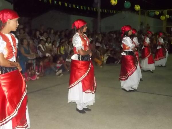 Aniversário da cidade : Noite da educação foi um espetáculo em Canavieira - Imagem 8
