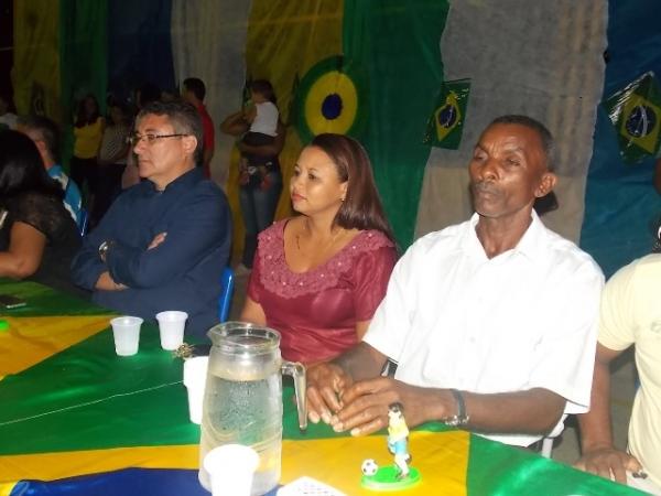 Aniversário da cidade : Noite da educação foi um espetáculo em Canavieira - Imagem 38