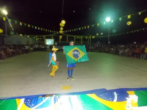 Aniversário da cidade : Noite da educação foi um espetáculo em Canavieira - Imagem 72
