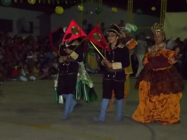 Aniversário da cidade : Noite da educação foi um espetáculo em Canavieira - Imagem 27