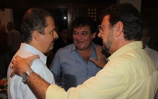 Gustavo Medeiros recebe Eduardo Campos em Teresina - Imagem 1