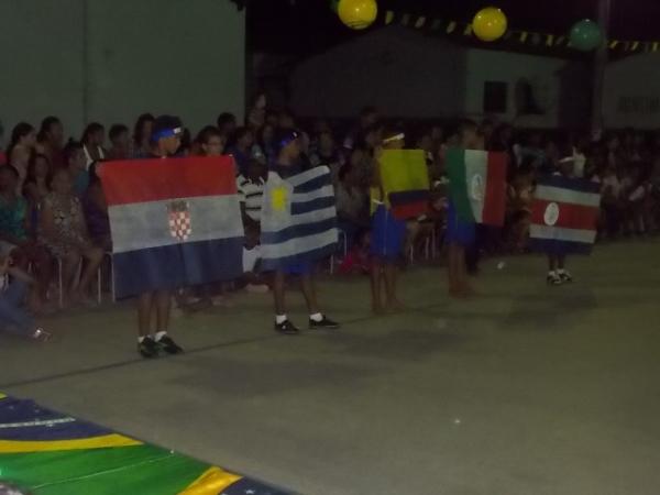 Aniversário da cidade : Noite da educação foi um espetáculo em Canavieira - Imagem 69