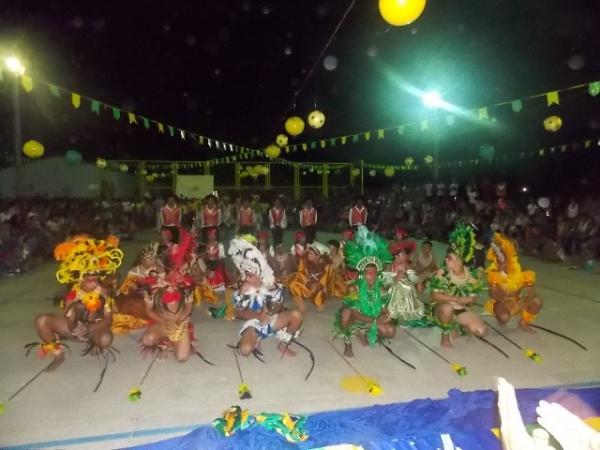 Aniversário da cidade : Noite da educação foi um espetáculo em Canavieira - Imagem 5