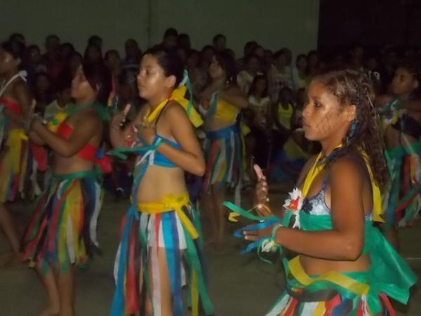 Aniversário da cidade : Noite da educação foi um espetáculo em Canavieira - Imagem 55