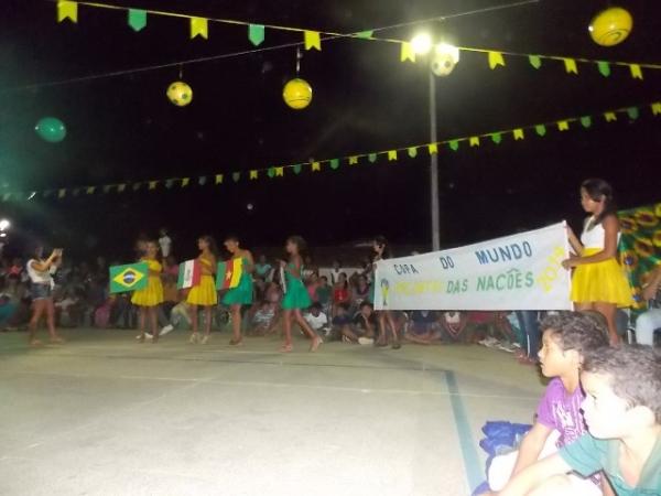 Aniversário da cidade : Noite da educação foi um espetáculo em Canavieira - Imagem 43