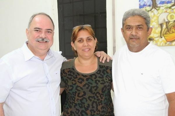 Ex-vereadora e atual 1ª dama de N. S. dos Remédios aniversaria - Imagem 1