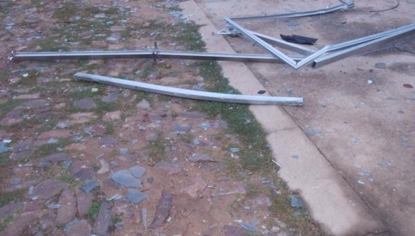 Mais uma vez agencia do Banco Bradesco em Capitão de Campos é explodida - Imagem 3