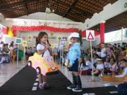 Escola Mundica Pimentel inova adotando assunto, transito, como tema transversal