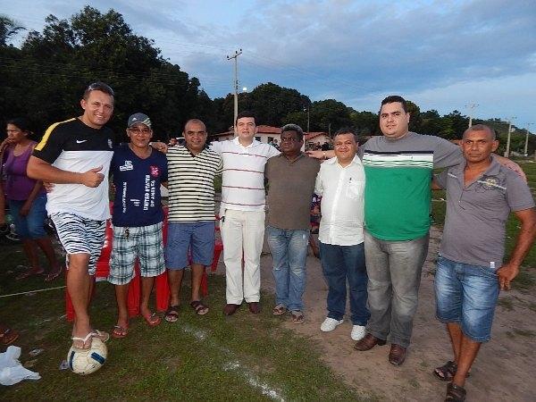 Autoridades prestigiaram a final do campeonato em Estaca Zero - Imagem 1