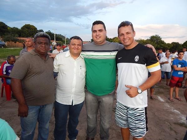 Autoridades prestigiaram a final do campeonato em Estaca Zero - Imagem 3