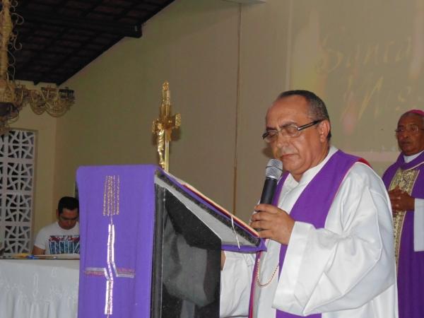 Padre Juarez Donato toma posse como novo pároco da paroquia Santo Inácio de Loyola  - Imagem 30