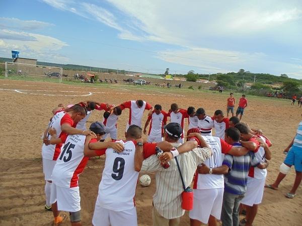 Santa Maria X melancia decidirá o campeonato municipal de Santo Inácio 2014 - Imagem 10