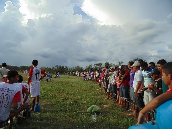 Santa Maria X melancia decidirá o campeonato municipal de Santo Inácio 2014 - Imagem 4