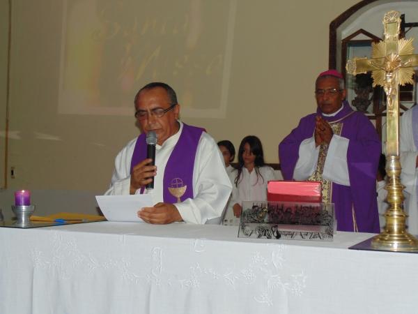 Padre Juarez Donato toma posse como novo pároco da paroquia Santo Inácio de Loyola  - Imagem 28