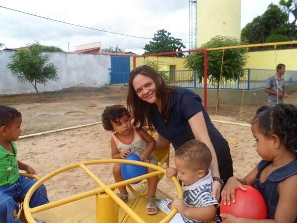 Prefeito Walfredo Filho participa do Primeiro dia de aula na Creche Pro - Infância - Imagem 6