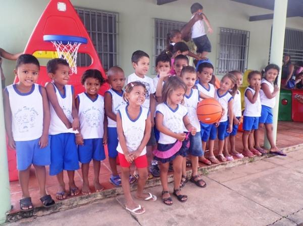 Creche onde alunos assistiam aulas no pátio, ganha reforma e duas novas salas - Imagem 7