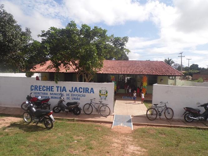 Creche onde alunos assistiam aulas no pátio, ganha reforma e duas novas salas 