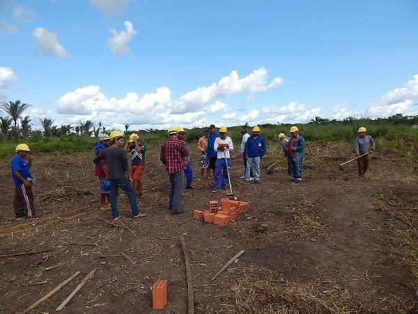 Começa as aulas praticas para os Alunos do Curso de Construção Civil - Imagem 14