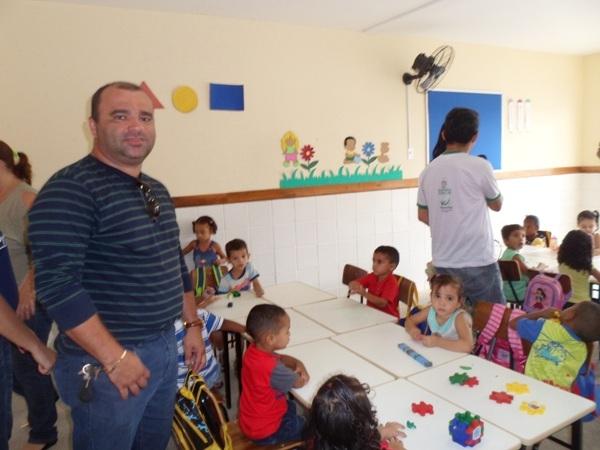 Prefeito Walfredo Filho participa do Primeiro dia de aula na Creche Pro - Infância - Imagem 13